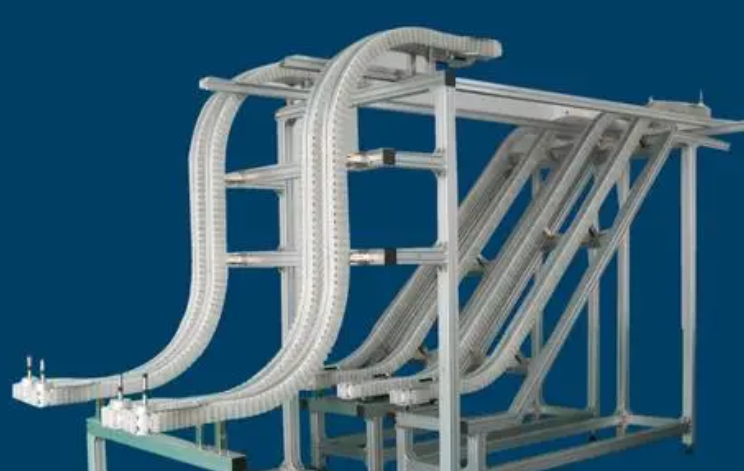 柔性鏈輸送機的優(yōu)勢有哪些？