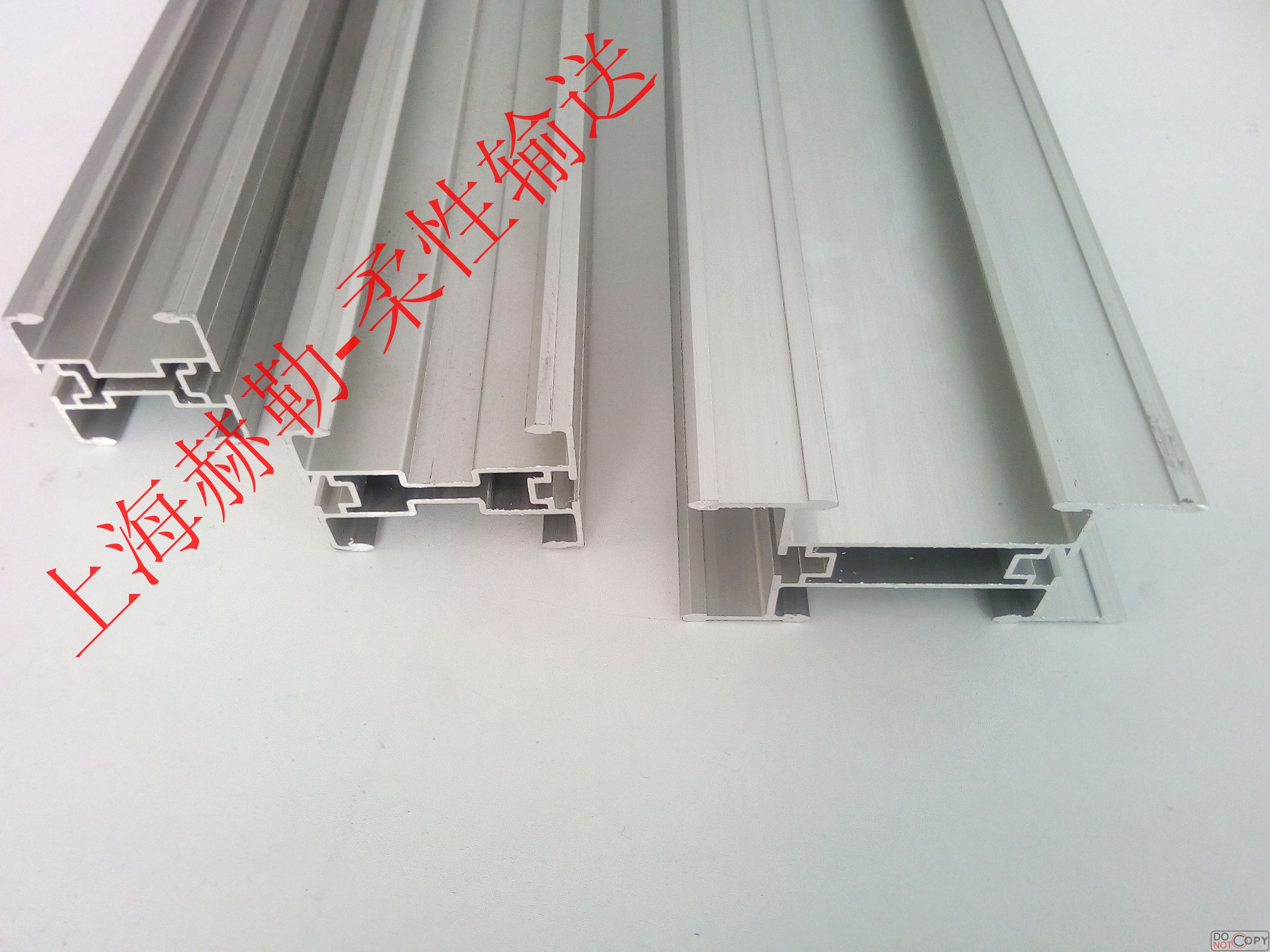 皮帶輸送機(jī)運轉(zhuǎn)中的注意事項 皮帶輸送機(jī)運轉(zhuǎn)中的注意事項