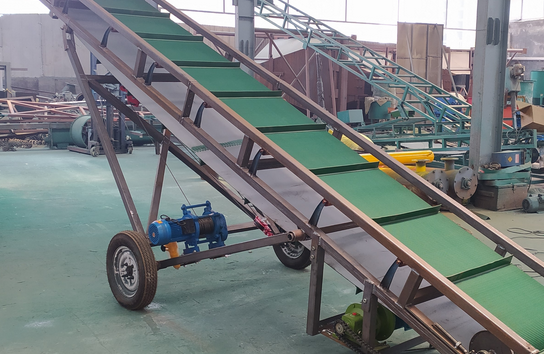 輸送機(jī) 輸送機(jī)